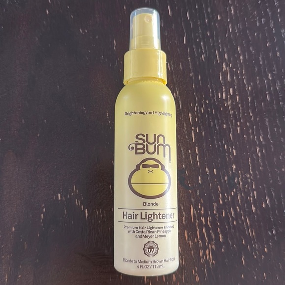 NEW Sun Bum Blonde Formula Hair Lightener, 4 oz Spray Bottle, 1 Count, Blonde. - Picture 1 of 2